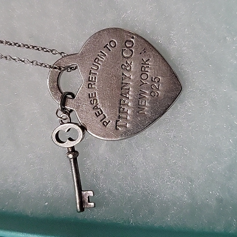 Tiffanys heart tag key pendant necklace